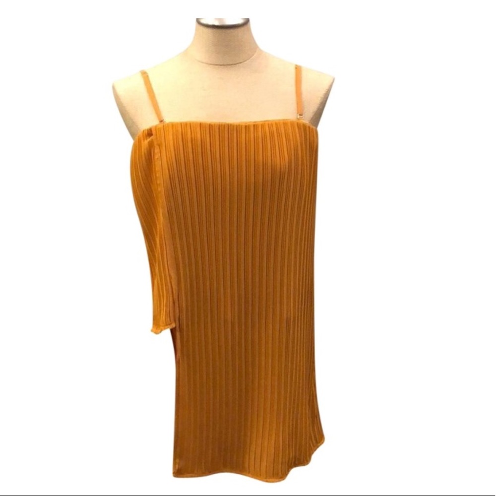 NWT ELLIATT gorgeous golden top!